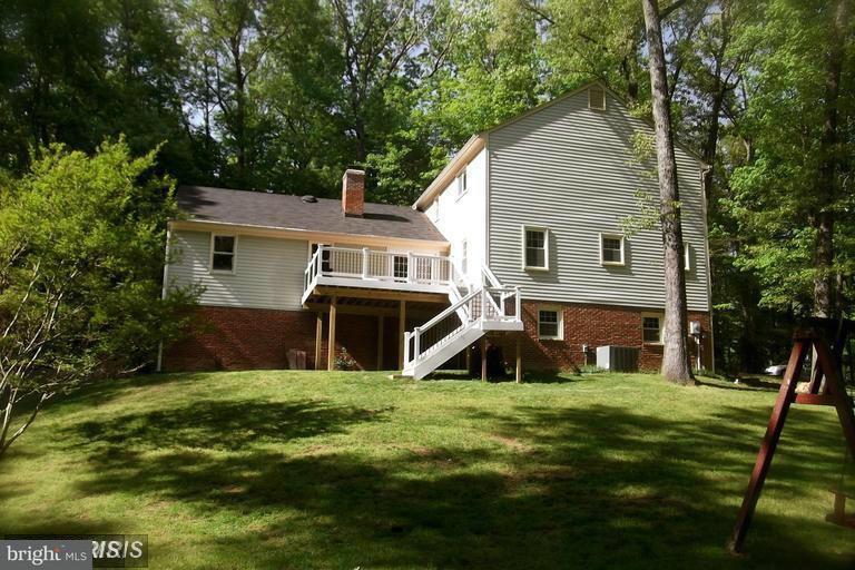 8042 Stillbrooke Rd - Photo 2 of 26