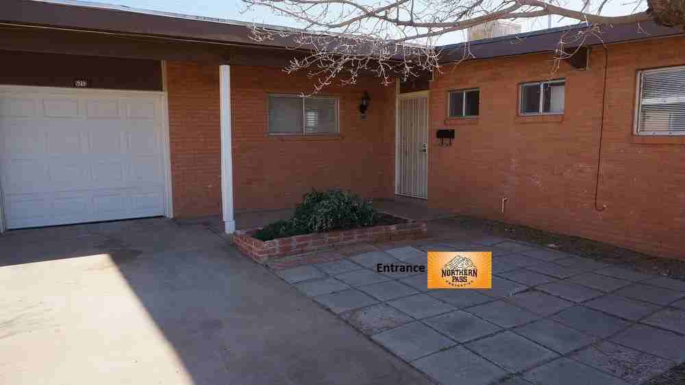 5217 Danny Dr - Photo 3 of 26