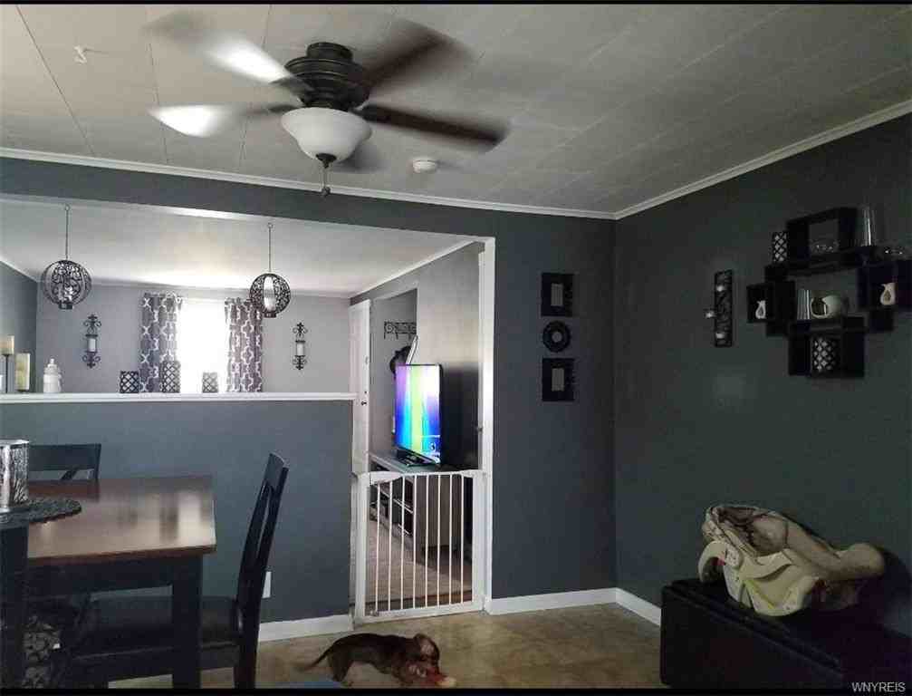 150 Fowler Ave - Photo 3 of 8