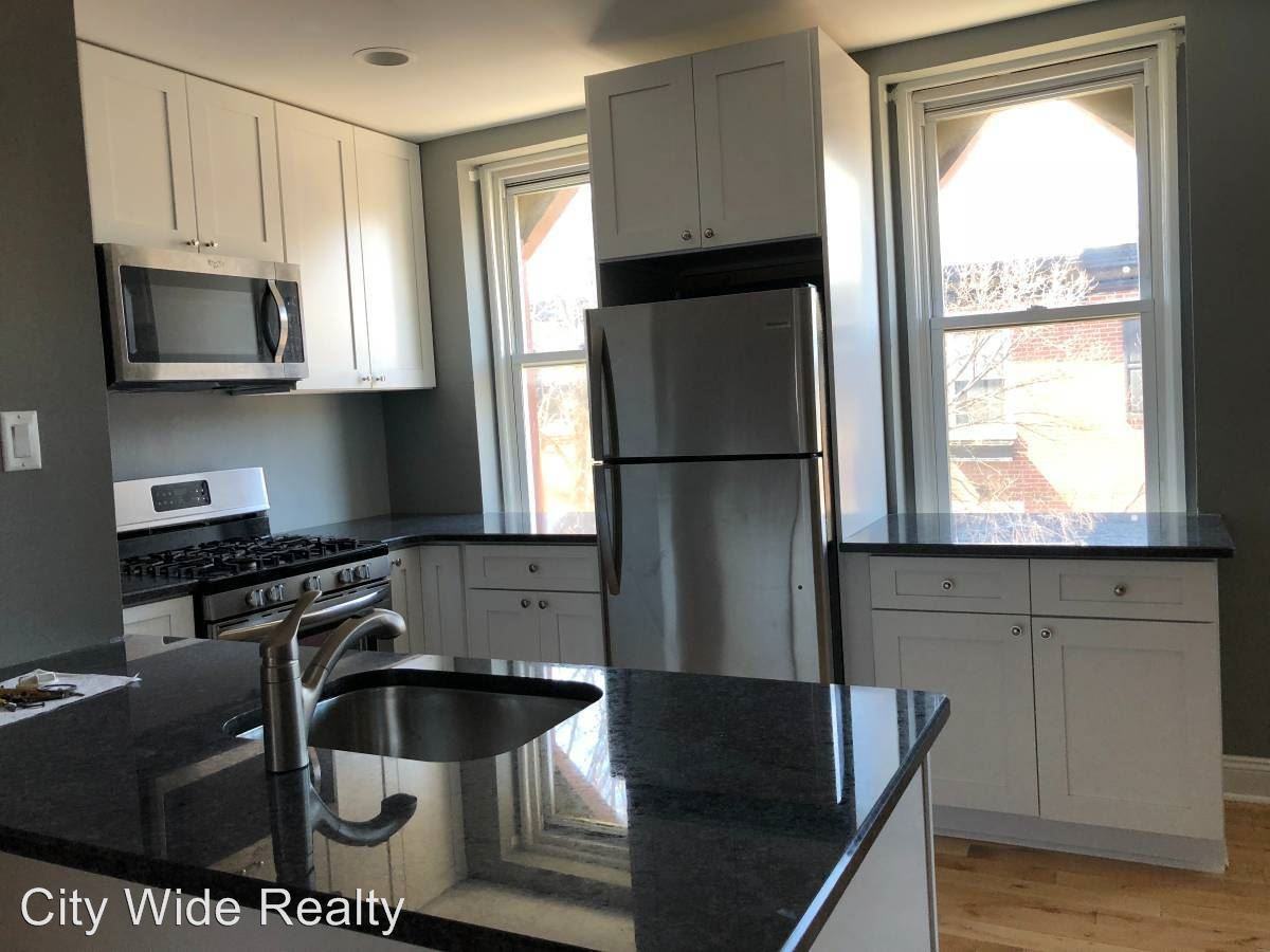 971 N lawrence - Photo 2 of 28