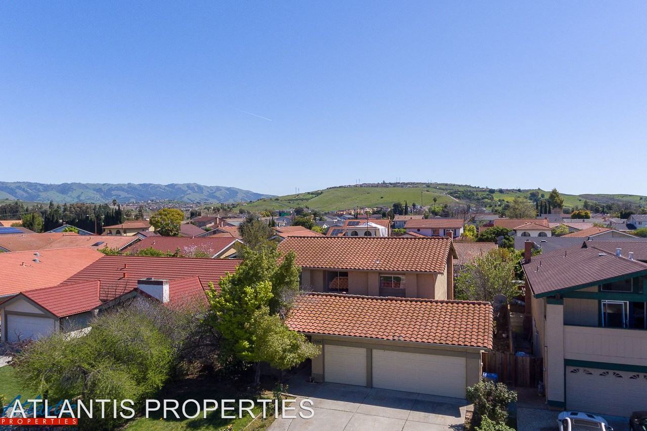 1294 Eldamar Ct - Photo 2 of 15