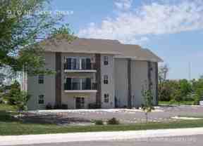 916 Ne Deer Creek Dr - Photo 1 of 1
