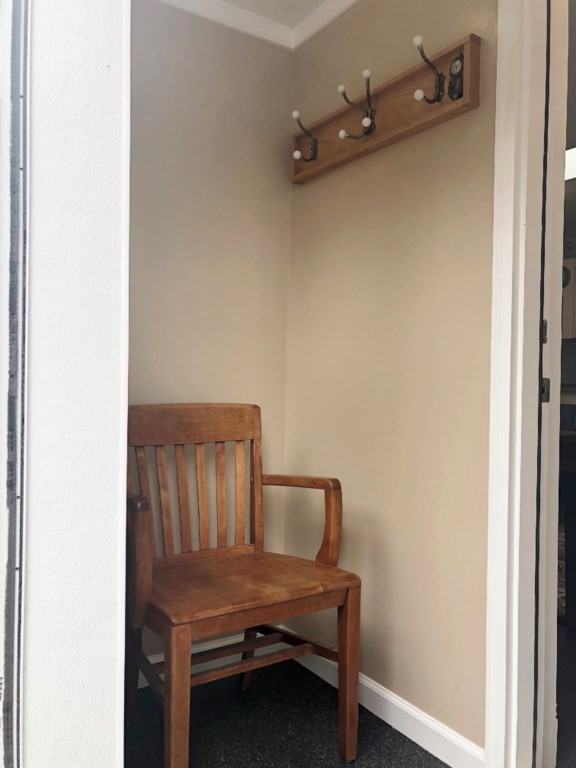 5806 237 St SW - Photo 2 of 19