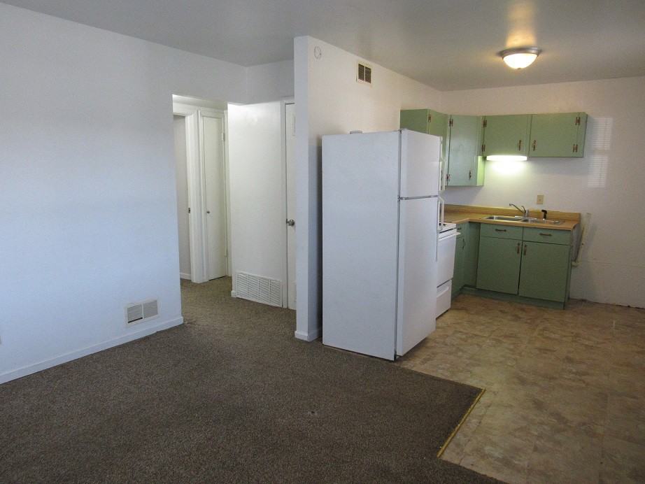 6300 E 154th Terrace - Photo 3 of 11