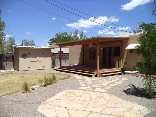 309 Laguayra Dr NE - Photo 2 of 13