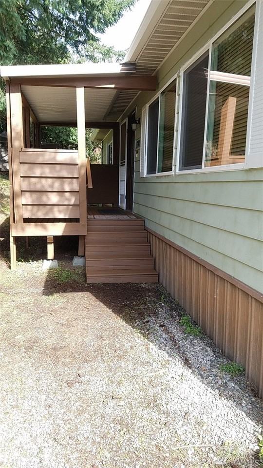 17804 28th Ave NE - Photo 3 of 25