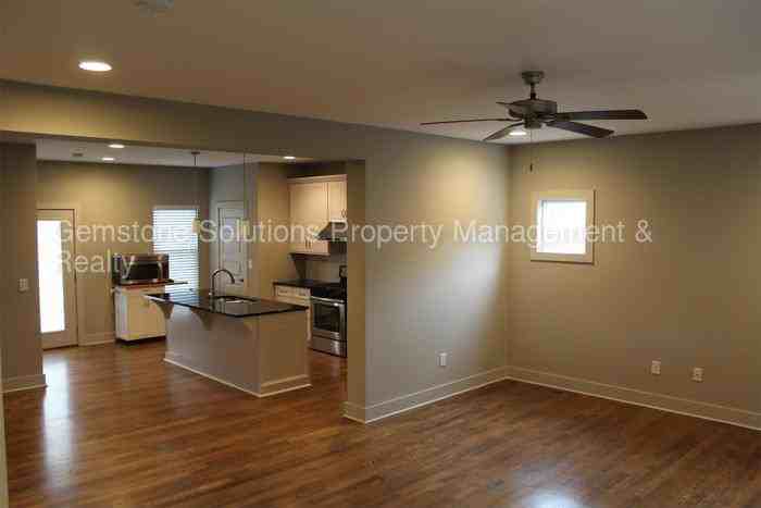 20 Claiborne St - Photo 3 of 20