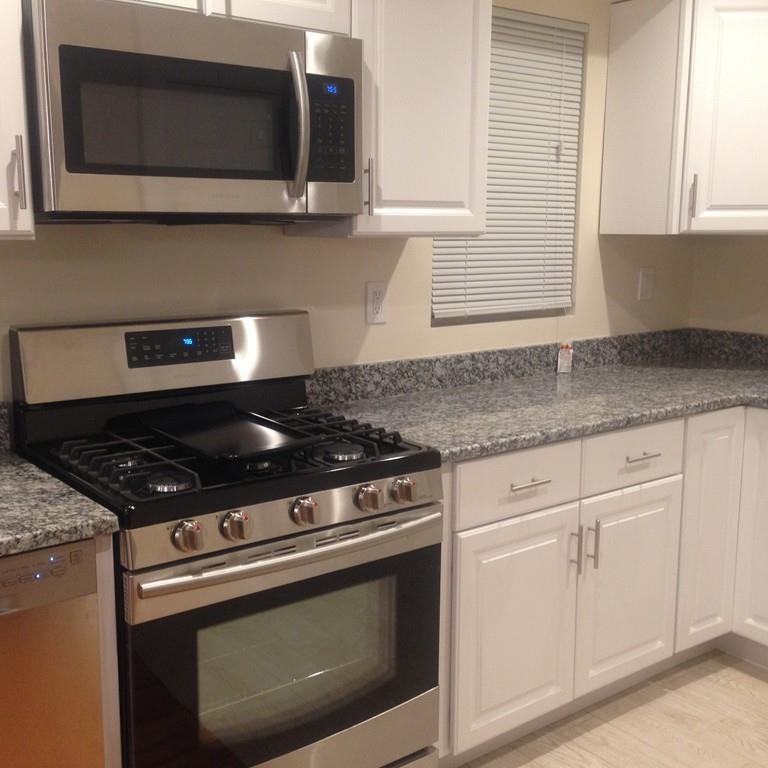 9 Lawton Pl #2 - Photo 3 of 20