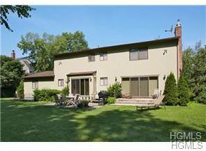 26 Devonshire Dr - Photo 2 of 24