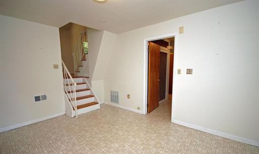 44 Lake Way - Photo 3 of 17