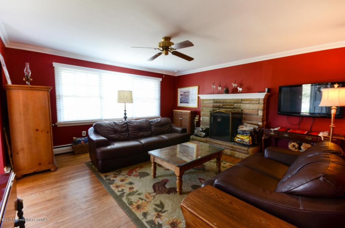 10 Riverview Ave - Photo 3 of 12