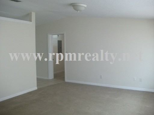 3569 Crystal St - Photo 3 of 11