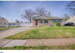 153 Russell Ave - Photo 2 of 23