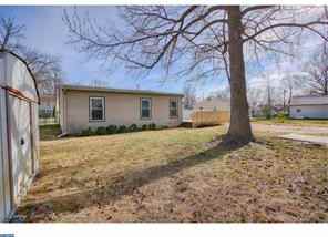 153 Russell Ave - Photo 3 of 23