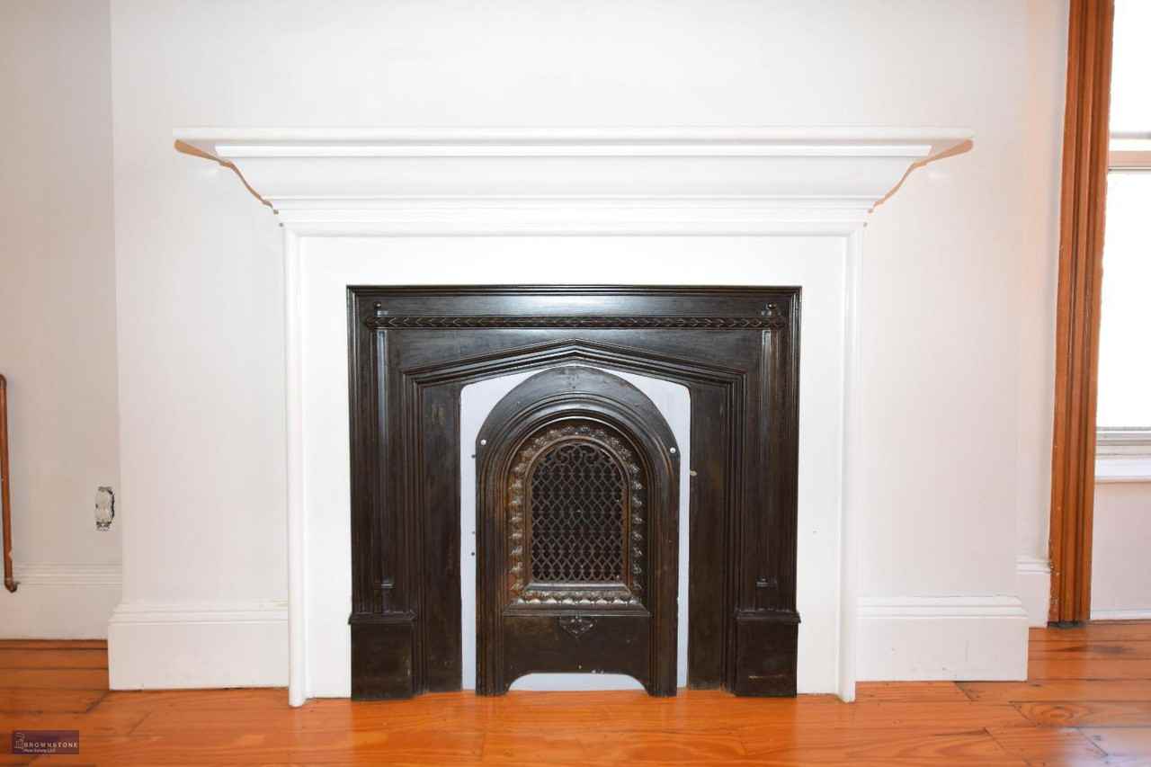 424 Henry St #2 - Photo 2 of 6