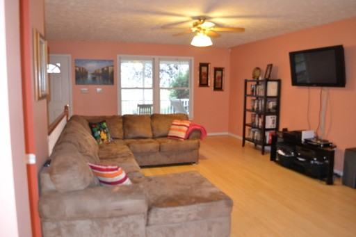 1190 Coleman Ln - Photo 2 of 14