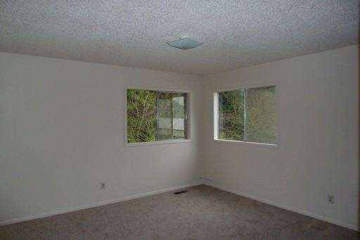 4525 Cable St - Photo 3 of 11