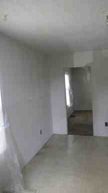 1419 E Indianola Ave - Photo 3 of 7