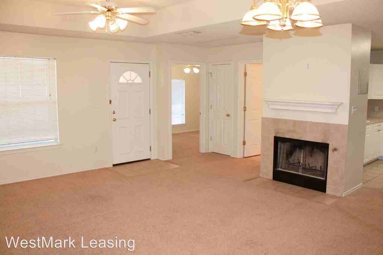 9717 Joliet Ave - Photo 3 of 9