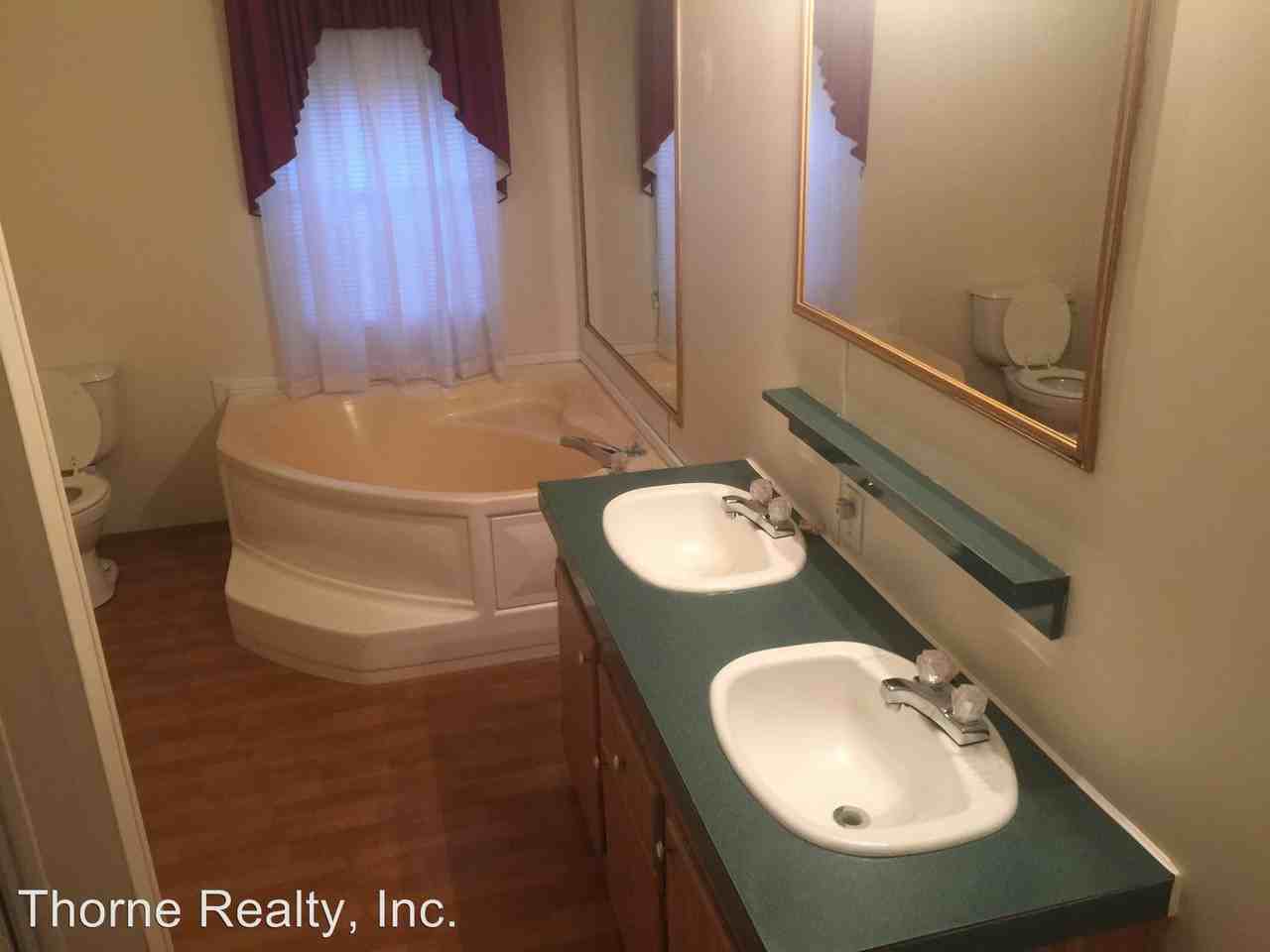 100 Carney St - Photo 3 of 9