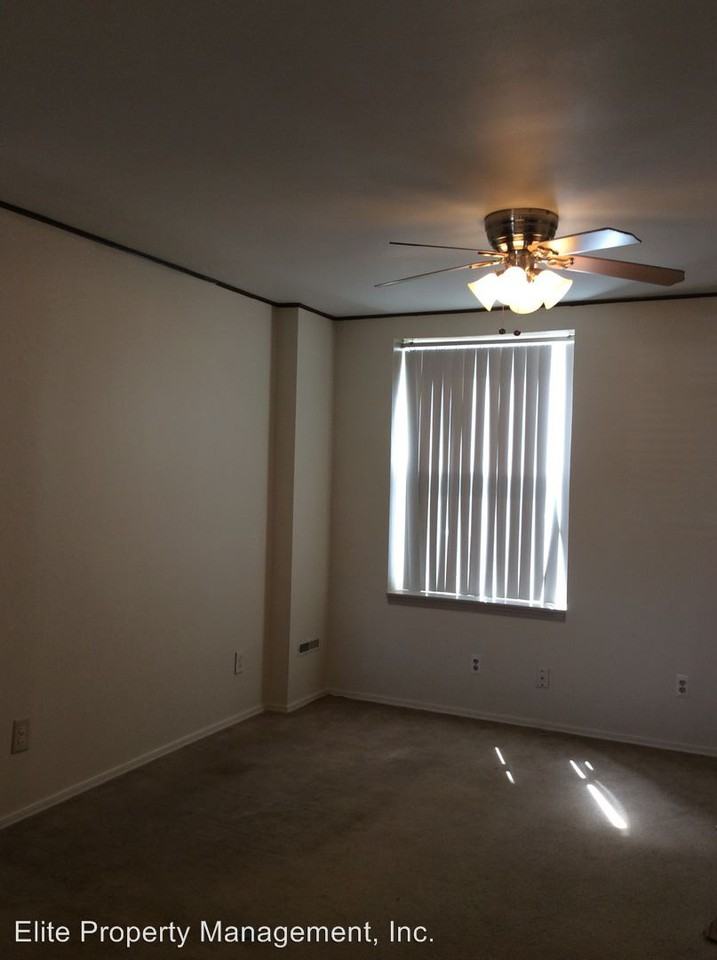 727 Susquehanna Ave - Photo 2 of 11