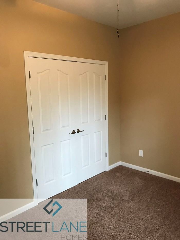 3217 Hardwood Dr - Photo 3 of 14