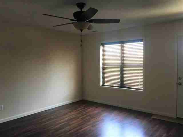 Forest Glenn Dr - Photo 3 of 6