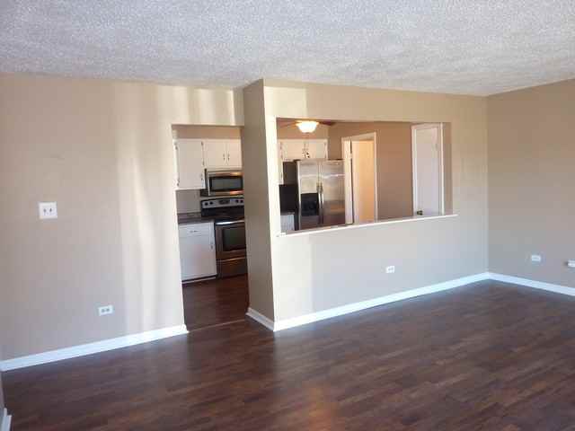 1335 Buell Ave #1 - Photo 3 of 12