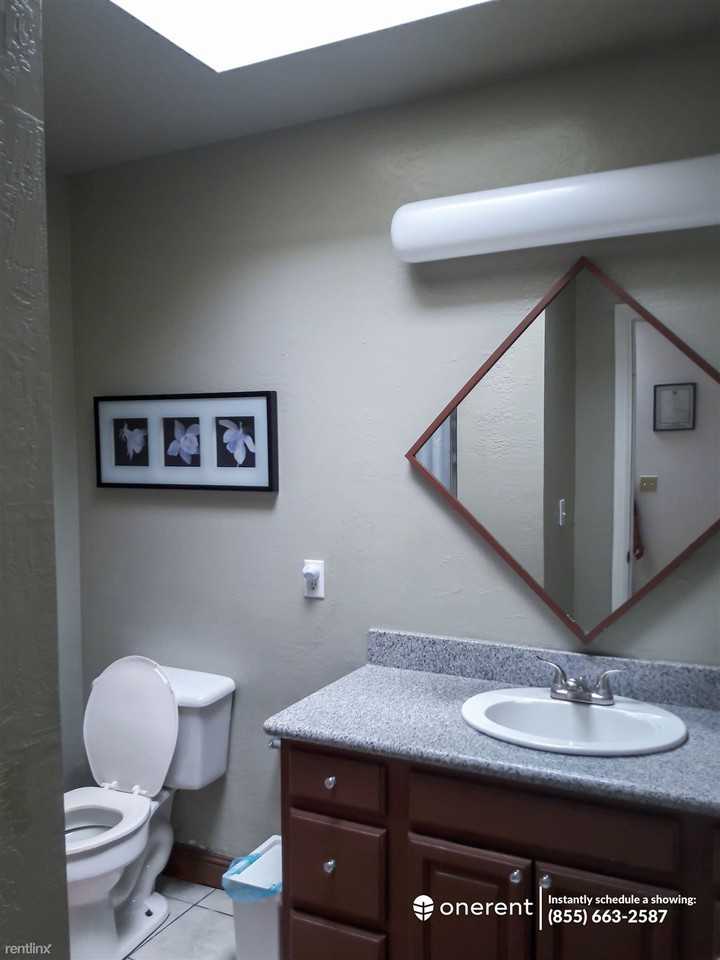 1831 Silliman St - Photo 2 of 21