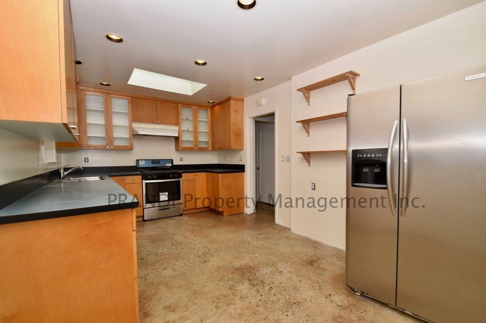 13 Washington Ave - Photo 3 of 12