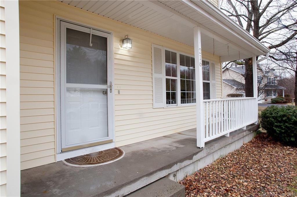 216 Castlewood - Photo 2 of 27