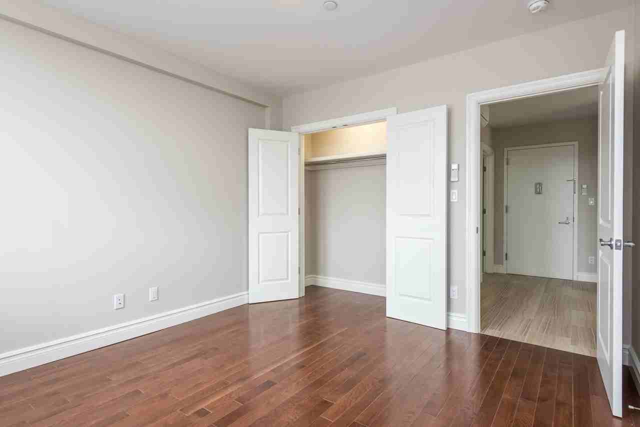 439 Knickerbocker Avenue #22UF