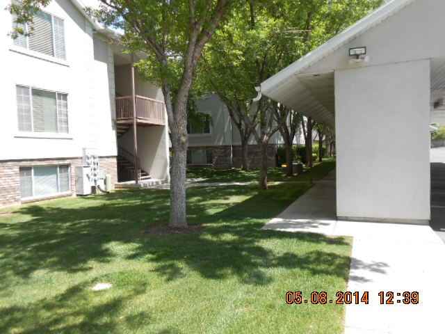 1559 S 125 E St - Photo 2 of 11