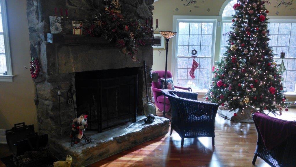 102 Taylors Cove Rd - Photo 3 of 5