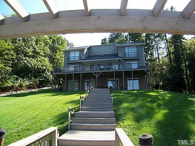 405 Pine Harbor Rd - Photo 2 of 20