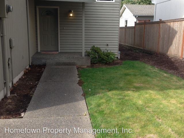 2424 Olympia Ave NE - Photo 2 of 22