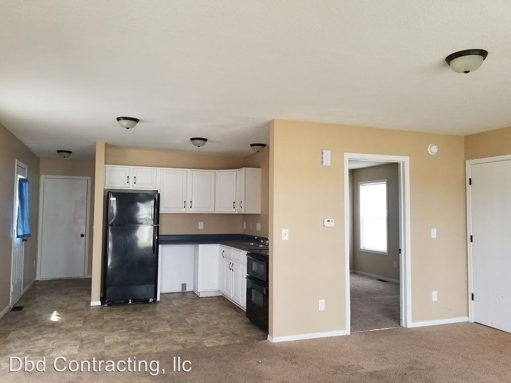 2346 Gay St - Photo 2 of 9