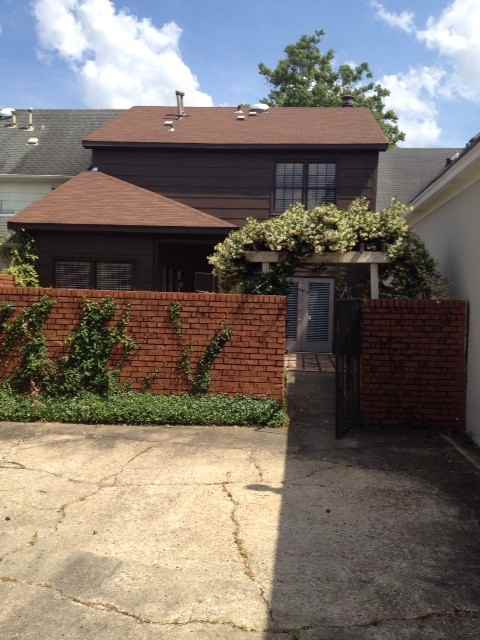 3163 Malone Dr - Photo 2 of 10