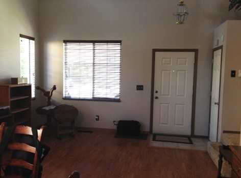 4080 Kings Row - Photo 2 of 11