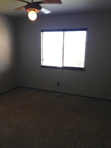 4080 Kings Row - Photo 3 of 11