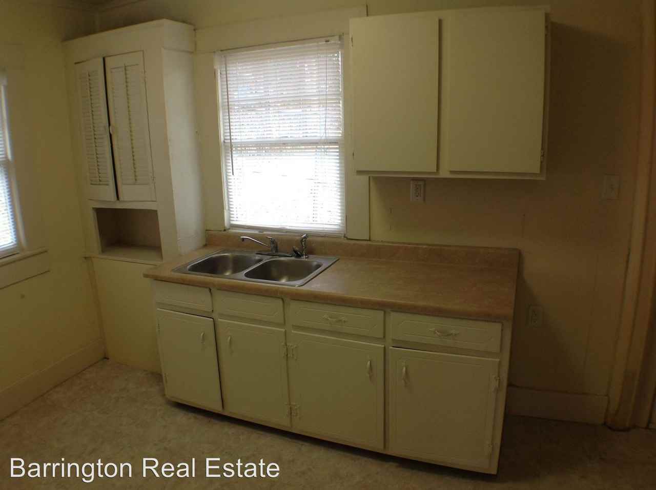 2809 15th Ave N - Photo 3 of 4