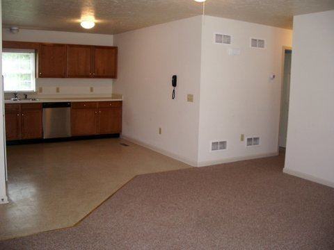 61 N Poplar Ct - Photo 3 of 6