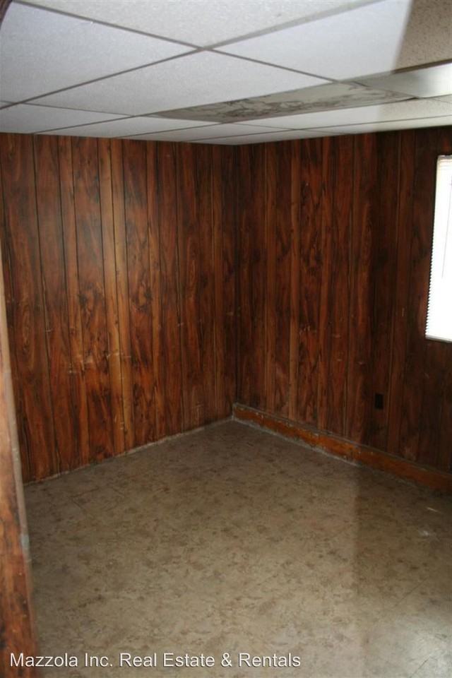 2908 Jane St NE - Photo 3 of 20