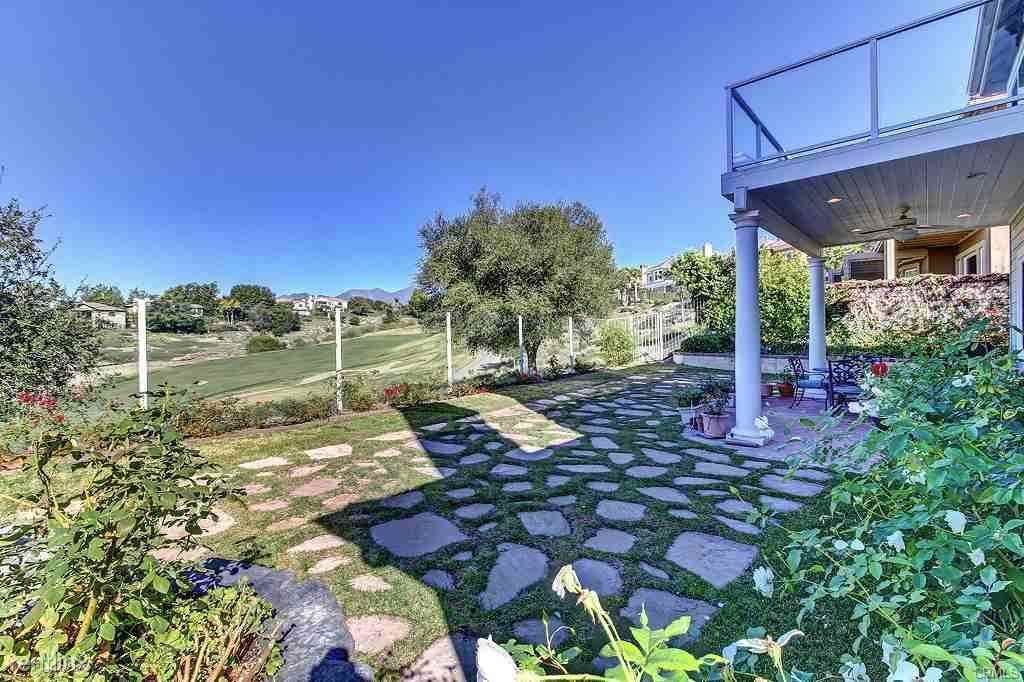 15 Madison Ln - Photo 2 of 30