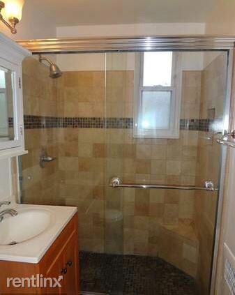108 N George Mason Dr - Photo 3 of 10