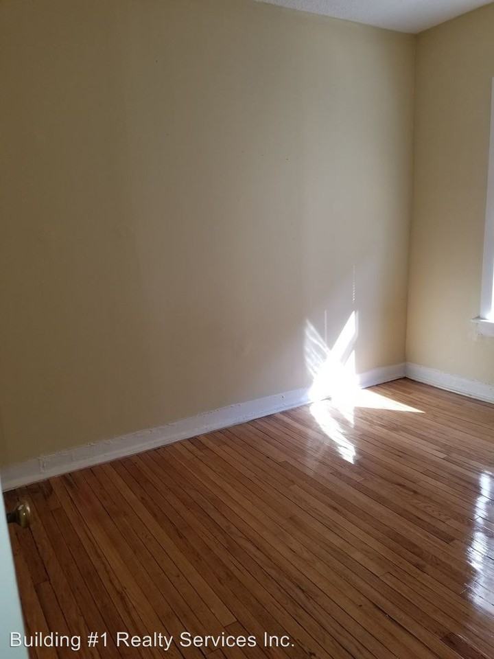 2139-2141 E. 67th St - Photo 3 of 6