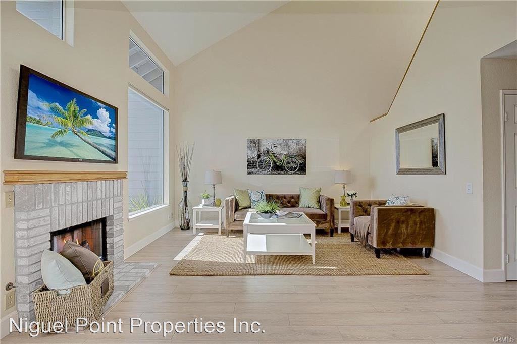 17 Taywood Ct - Photo 3 of 35