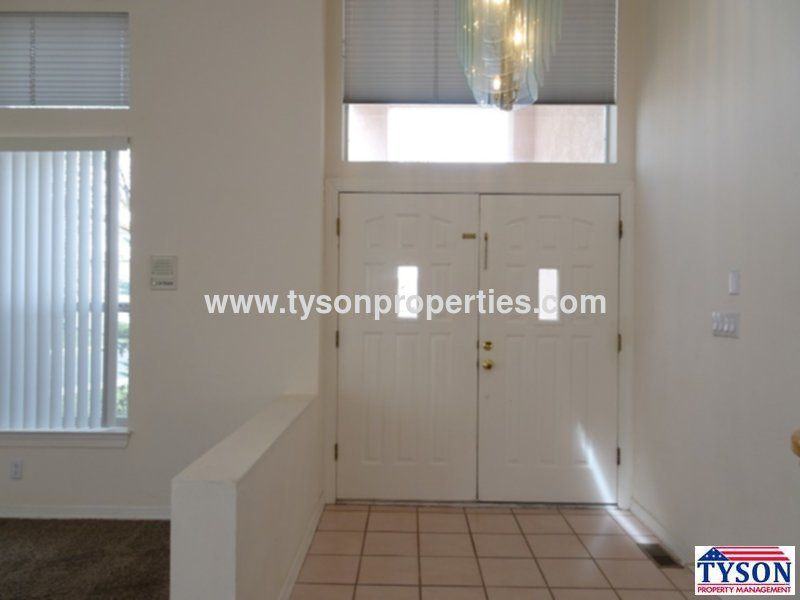 11400 Pine Top Ln NE - Photo 3 of 33