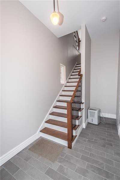 712 Rope Way - Photo 3 of 25