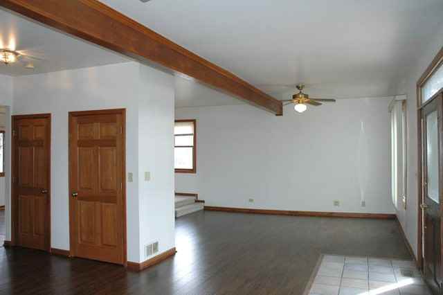 25337 W Richmond Ave - Photo 3 of 27